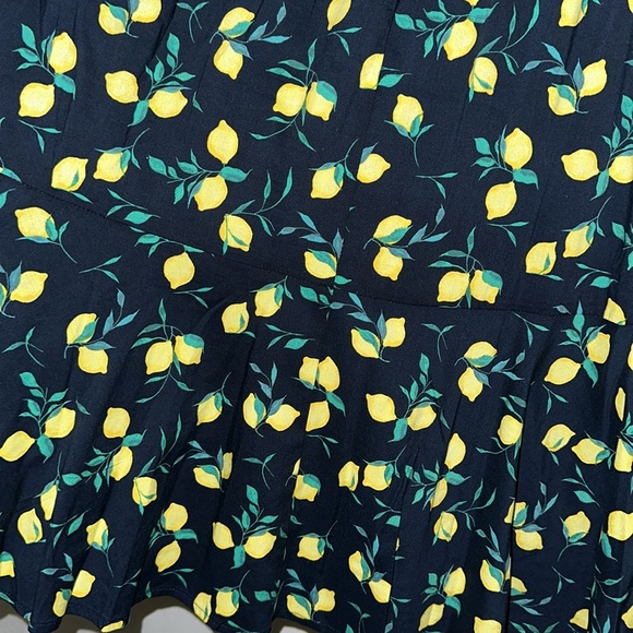Banana Republic Lemon Print Skirt - Picture 5 of 6